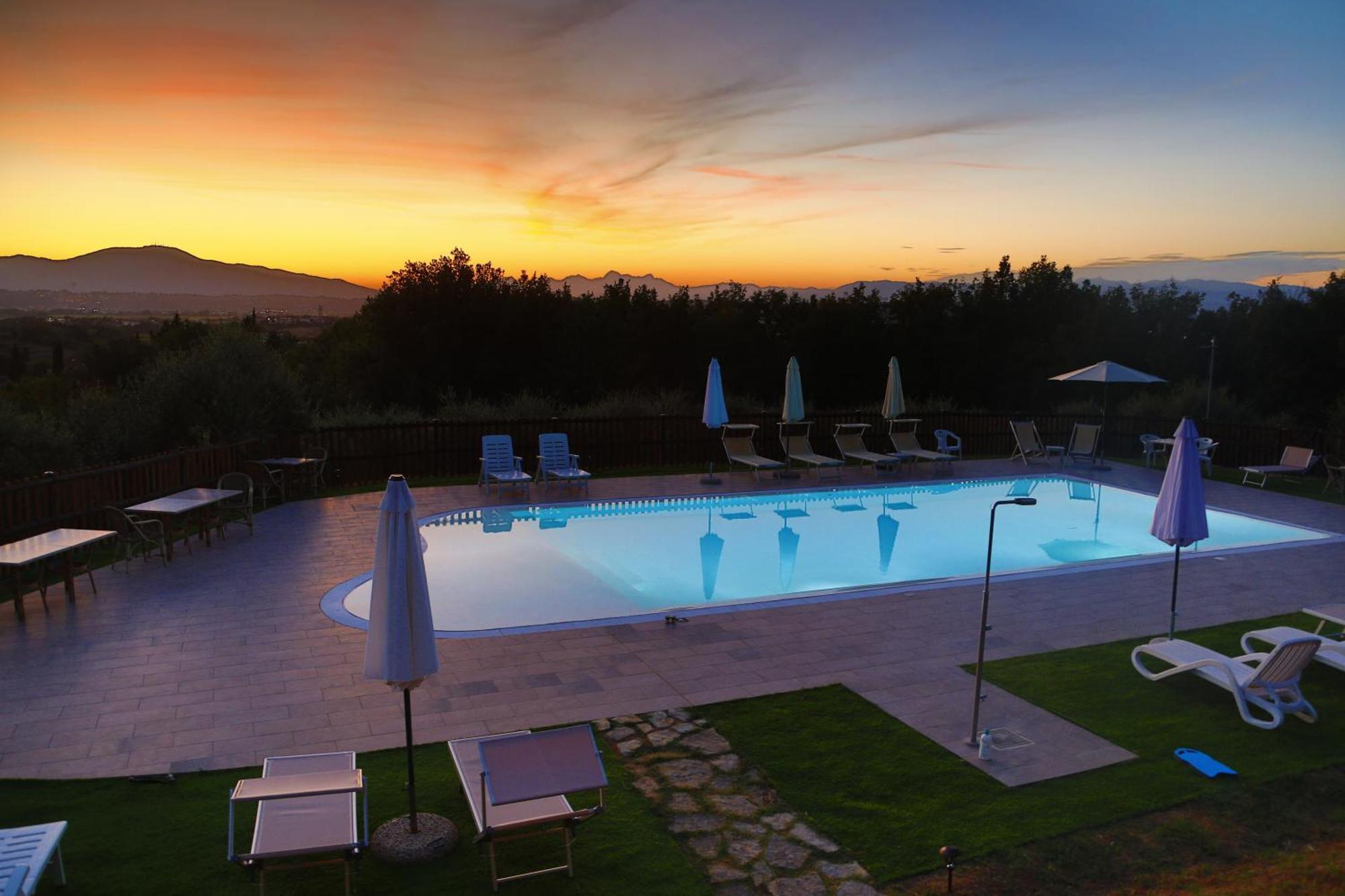 Agriturismo Cascina Cipressa San Romano  Eksteriør bilde