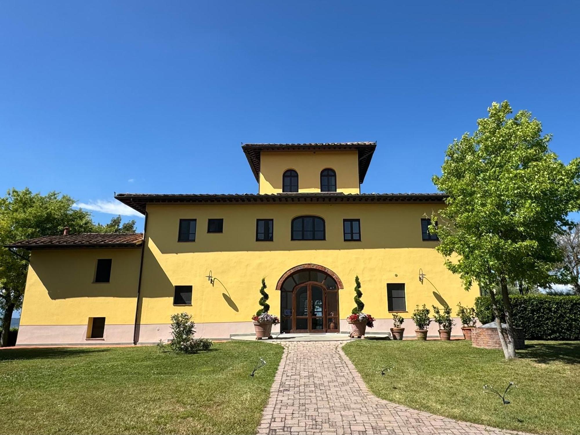 Agriturismo Cascina Cipressa San Romano  Eksteriør bilde